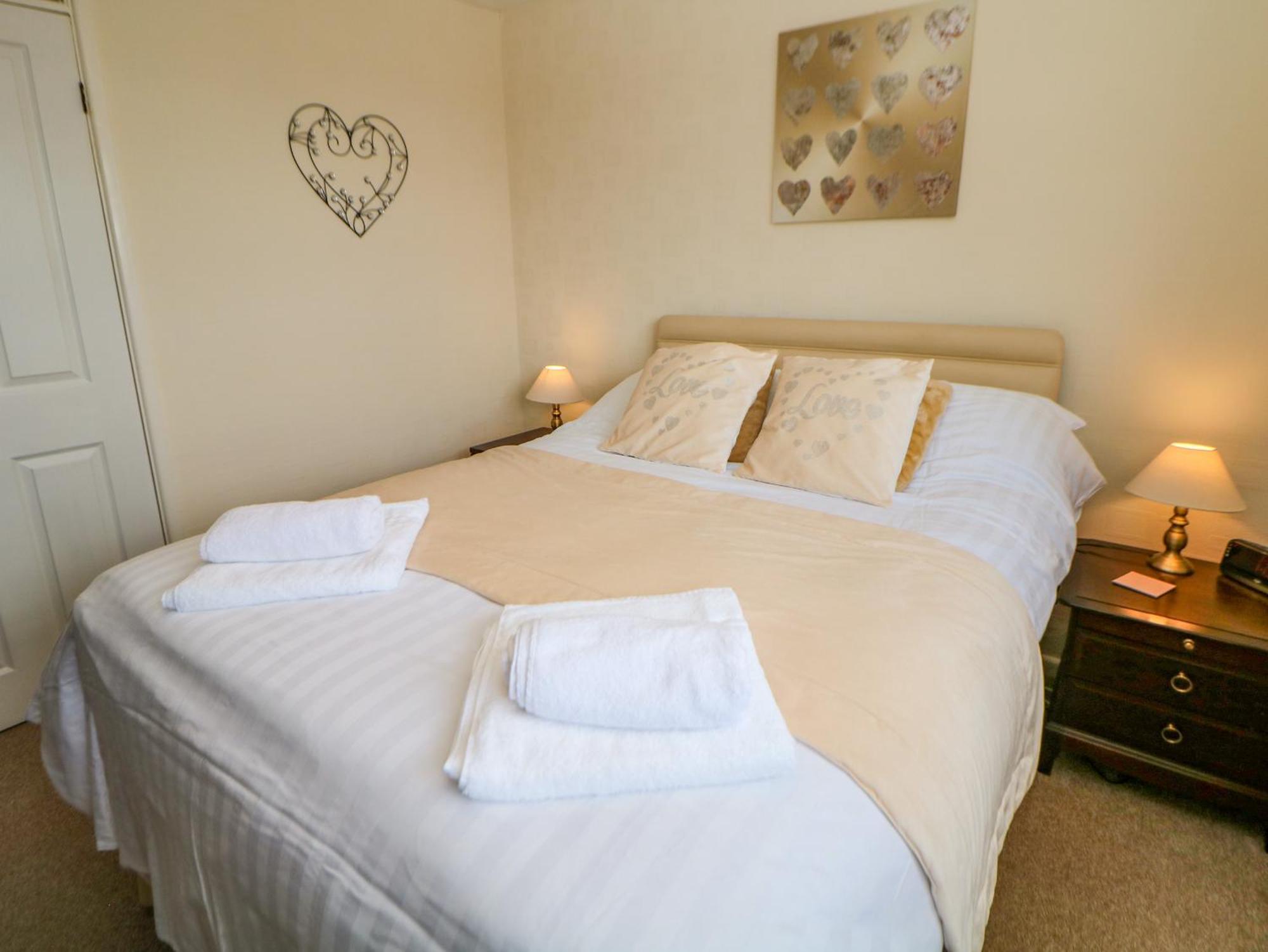 Basford View Villa Cheddleton Luaran gambar